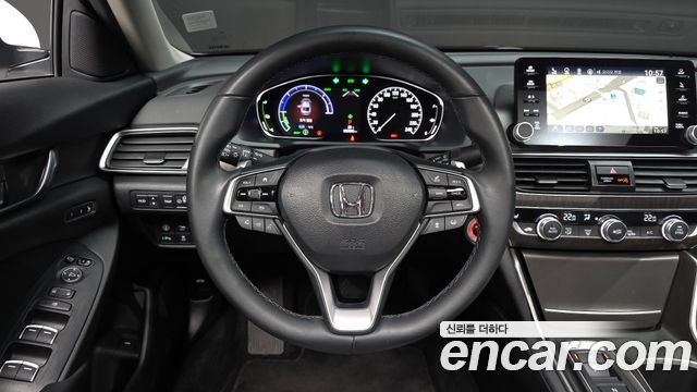 Honda Accord 2019 — photo 20