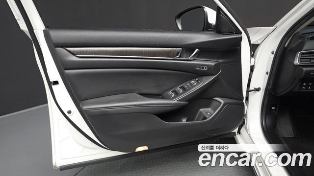 Honda Accord 2019 — photo 14