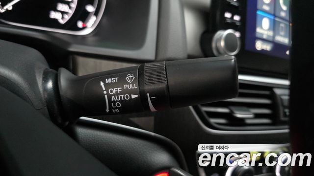 Honda Accord 2019 — photo 29