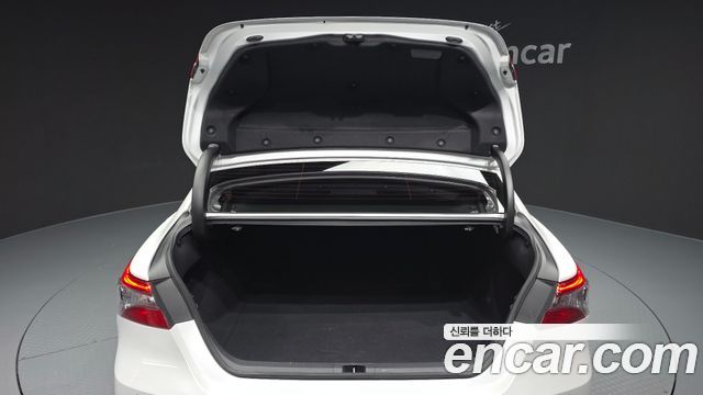Toyota Camry 2024 — photo 26