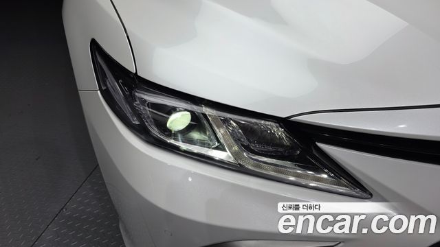 Toyota Camry 2024 — photo 8