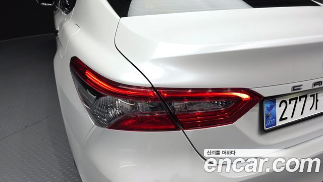 Toyota Camry 2024 — photo 9