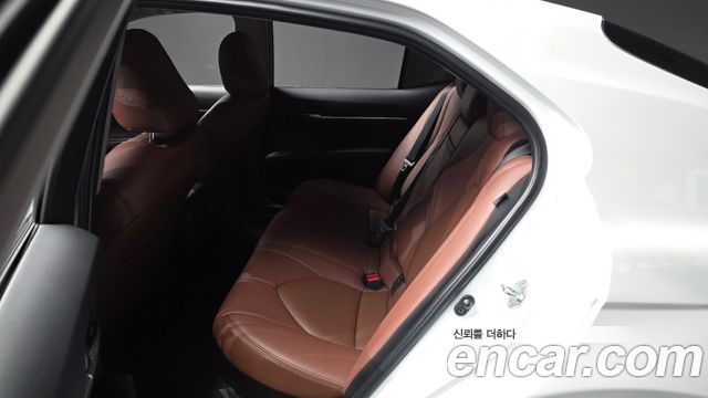 Toyota Camry 2024 — photo 16