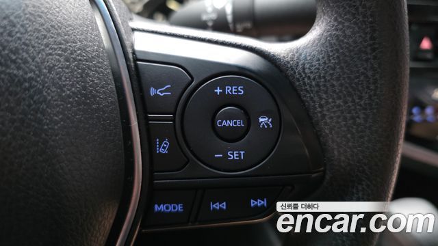 Toyota Camry 2024 — photo 28