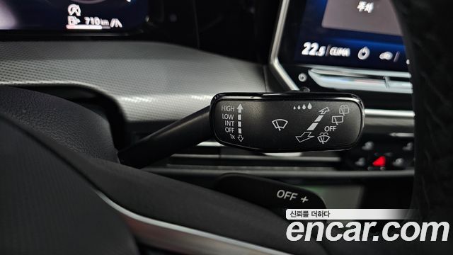 Volkswagen Golf 2025 — photo 27