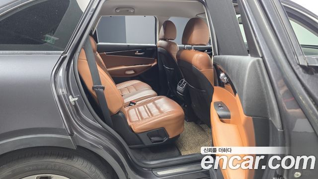 Kia Sorento 2019 — photo 11