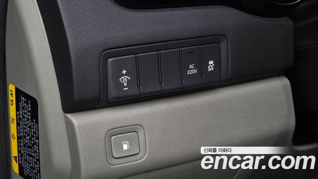 Kia Canival 2015 — photo 15