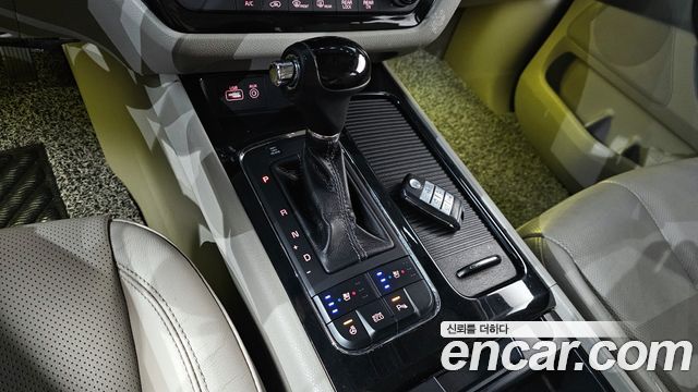 Kia Canival 2016 — photo 12