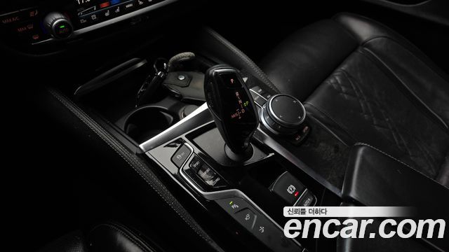 BMW Gran Turismo 2018 — photo 9