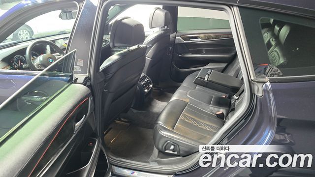 BMW Gran Turismo 2018 — photo 11