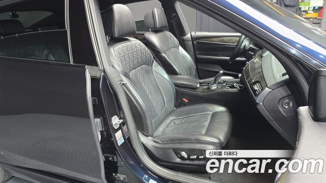 BMW Gran Turismo 2018 — photo 12
