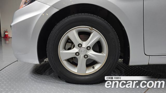 Hyundai Accent 2014 — photo 5