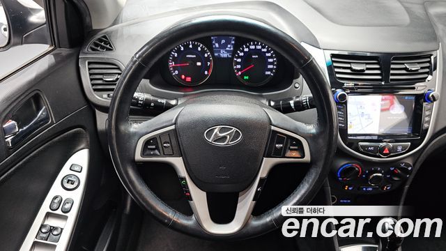 Hyundai Accent 2014 — photo 19