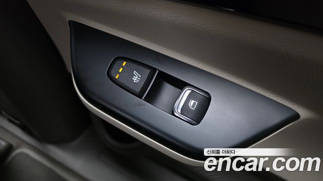 Kia Canival 2023 — photo 24