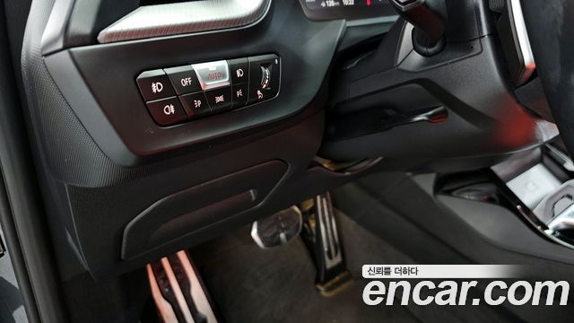 BMW 1-Series 2021 — photo 14