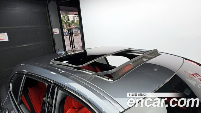 BMW 1-Series 2021 — photo 19