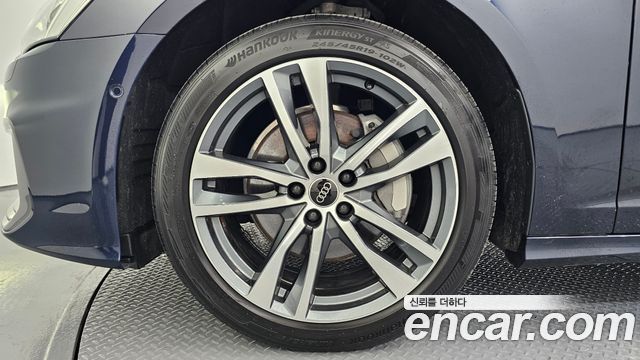Audi A6 2022 — photo 5