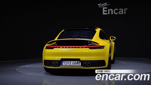 Porsche 911 2020 — photo 4