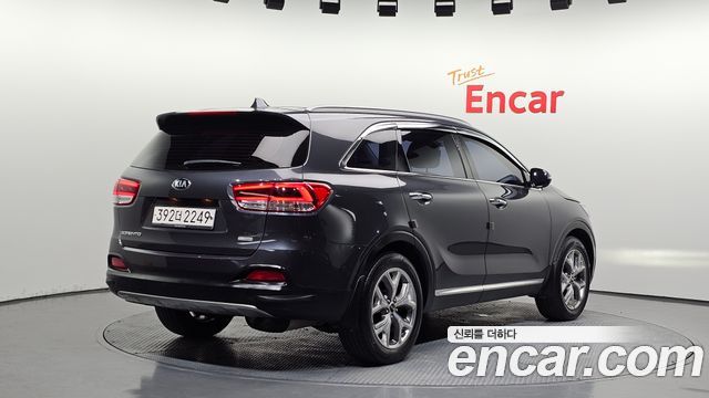 Kia Sorento 2016 — photo 2