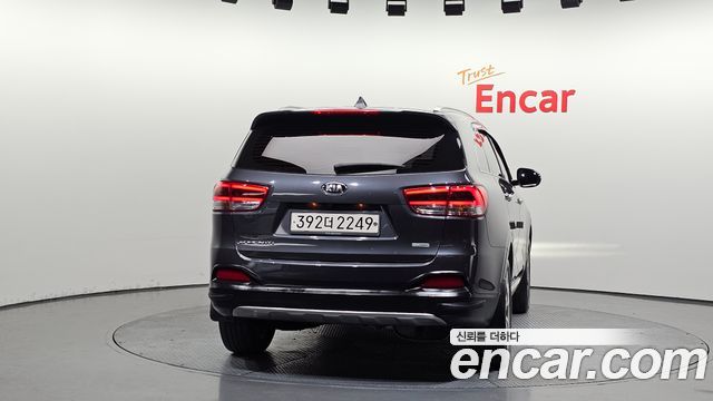 Kia Sorento 2016 — photo 4