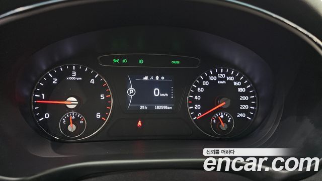 Kia Sorento 2016 — photo 8