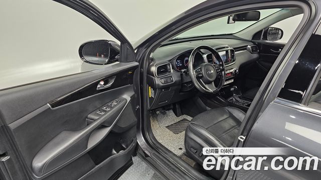 Kia Sorento 2016 — photo 10