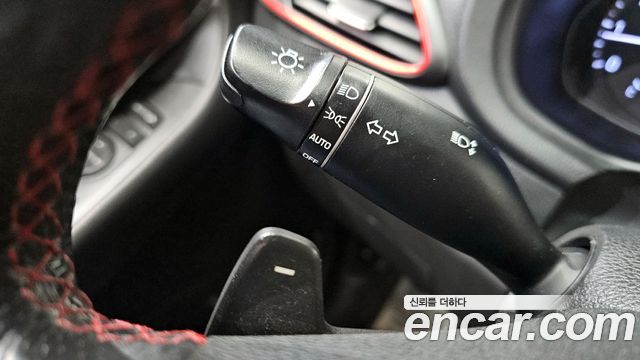 Hyundai i30 2017 — photo 23