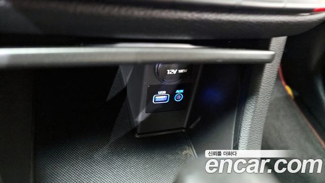 Hyundai i30 2017 — photo 27