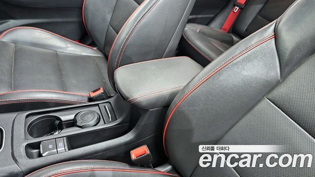 Hyundai i30 2017 — photo 29