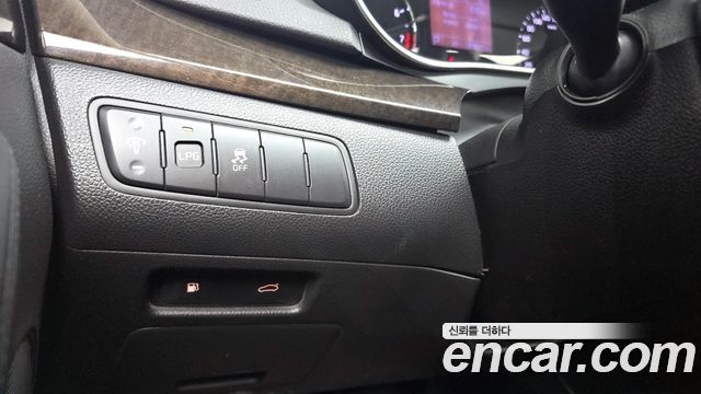Kia K7 2013 — photo 16