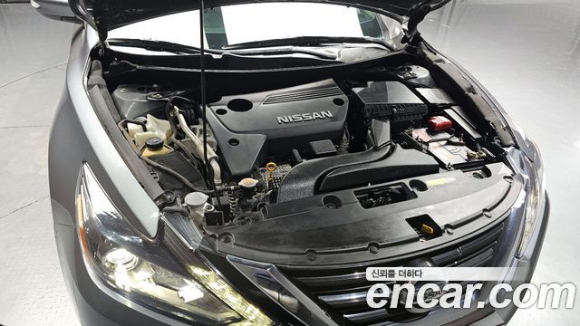 Nissan Altima 2018 — photo 6