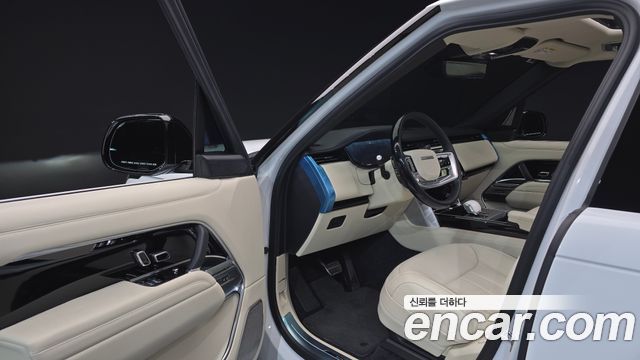 Land Rover Range Rover 2025 — photo 13