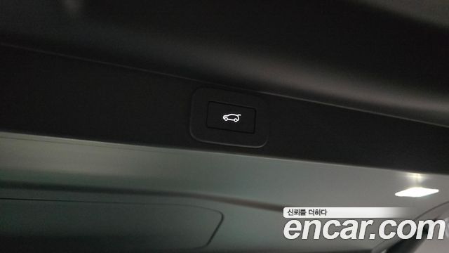 Land Rover Range Rover 2025 — photo 26