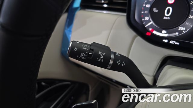 Land Rover Range Rover 2025 — photo 31