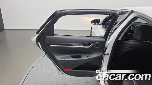 Hyundai Grandeur 2019 — photo 15