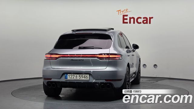 Porsche Macan 2021 — photo 4