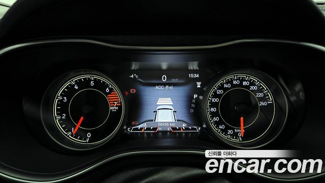 Jeep Cherokee 2021 — photo 8