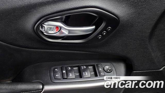 Jeep Cherokee 2021 — photo 18