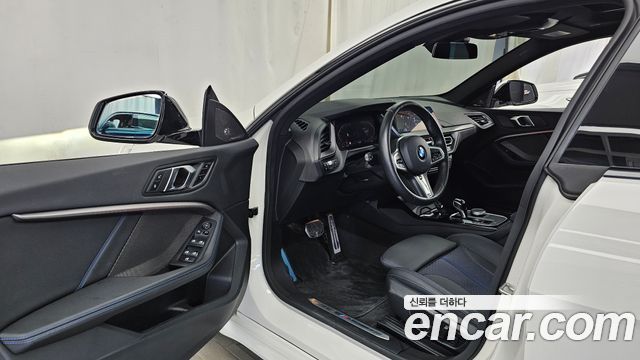 BMW 2-Series 2024 — photo 13