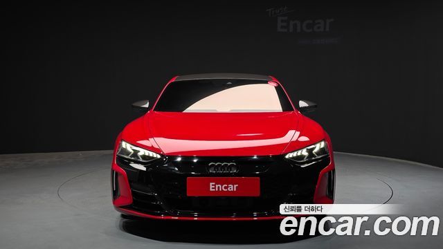Audi RS e-tron GT 2022 — photo 3