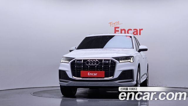 Audi Q7 2023 — photo 3