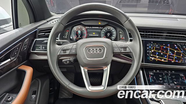 Audi Q7 2023 — photo 19