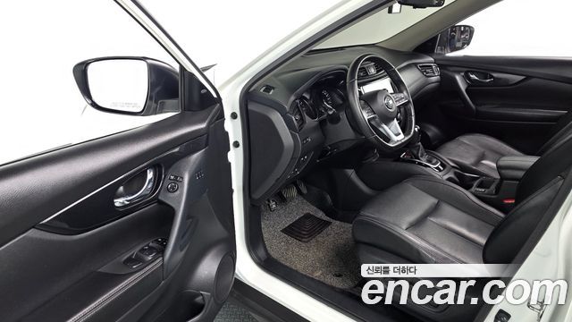 Nissan X-Trail 2018 — photo 13