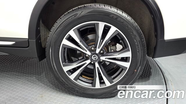 Nissan X-Trail 2018 — photo 7