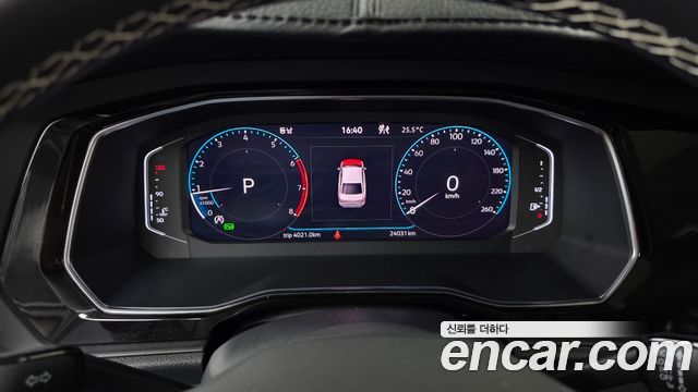 Volkswagen Jetta 2023 — photo 11