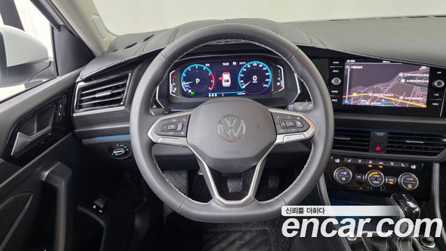 Volkswagen Jetta 2023 — photo 19
