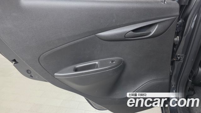 Chevrolet Korea Spark 2017 — photo 15
