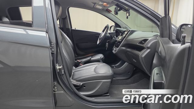 Chevrolet Korea Spark 2017 — photo 16