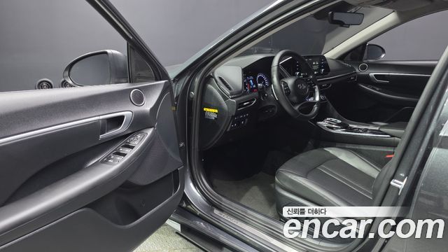 Hyundai Sonata 2020 — photo 13