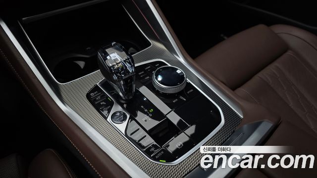 BMW X6 2022 — photo 12